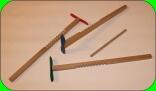 Holzspielzeug Knobelspiel „Hui Hui“ Länge 26 cm