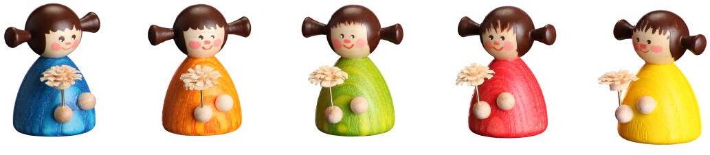 Blumendekoration &ndash; fr&ouml;hliche Blumenm&auml;dchengruppe mit bunten Bl&uuml;ten, handbemalt &ndash; komplett aus Holz &ndash; BxHxT = 4 x 4 x 4 cm