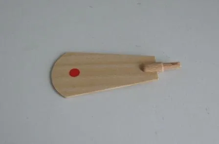 Ersatzteil Pyramidenflügel aus Holz mit rotem Punkt, passend für Modell 70011 von KWO Olbernhau, 7,5