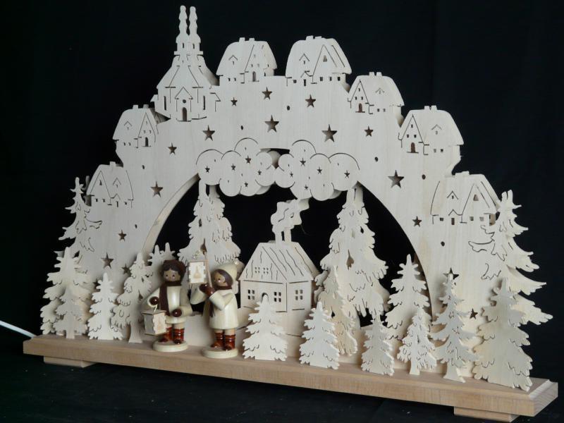 Schwibbogen &ndash; detailreiche Laternenkinder mit Kirche und Haus, naturfarben mit Beleuchtung &ndash; BxHxT = 70 x 43 x 7 cm