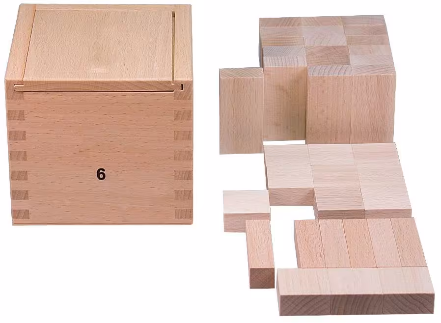 Holzspielzeug Gabe 6 Fröbelspiel mit 36 naturbelassenen Quadern in Holzbox von SINA Spielzeug GmbH,