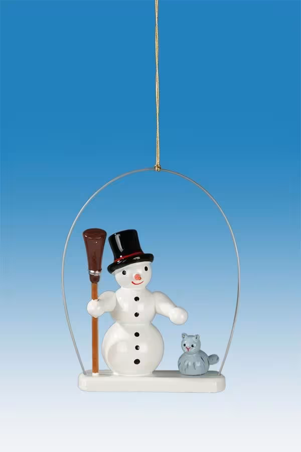 Baumbehang Schneemann im Ring mit Katze aus Holz von KDE-Kunstgewerbliche Drechslerei Ellmann, mit