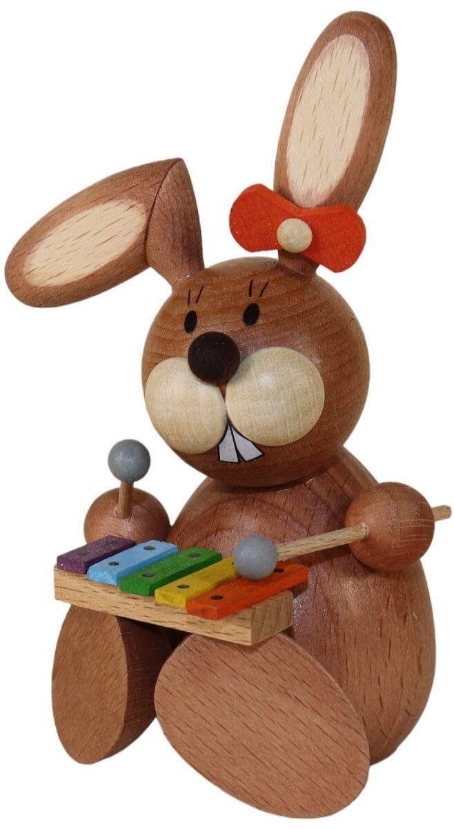 Osterfigur Hase mit Xylophon und bunten Klangstäben aus Holz, sitzend von Kunsthandwerk Ullrich, ca.