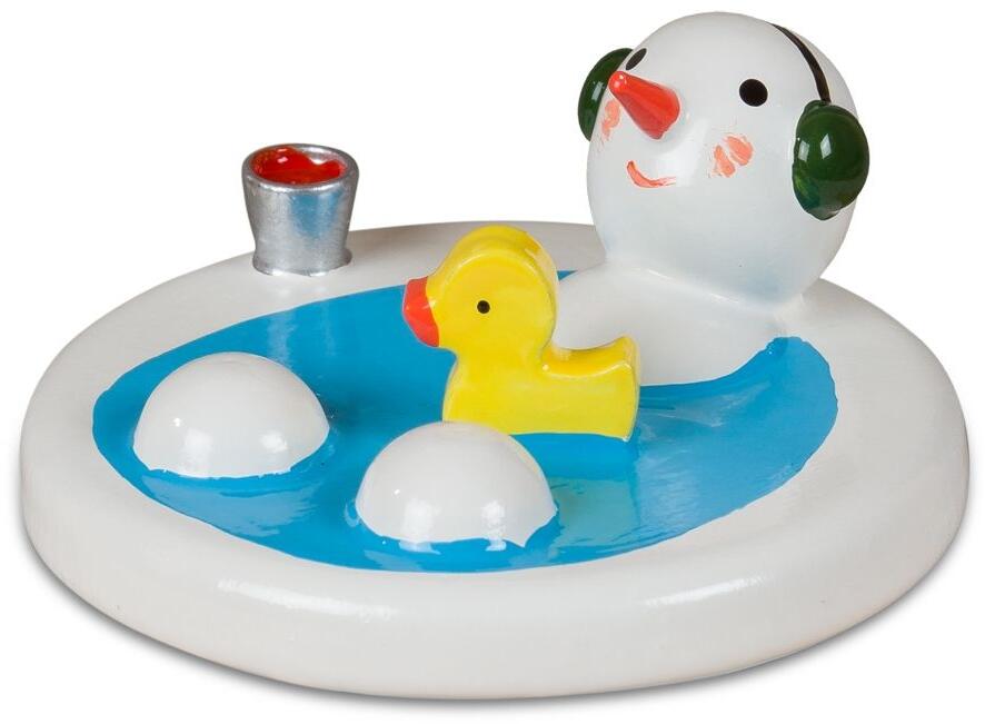 Holzfigur &ndash; humorvoller Schneemann im Eisbad mit gelber Badeente und gr&uuml;nen Ohrensch&uuml;tzern &ndash; BxHxT 4 x 6,5 x 4 cm