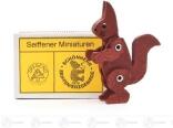 Miniatur Zündholzschachtel Eichhörnchen Höhe ca 5 cm