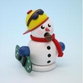 Räucherfigur – detailreicher Schneemann mit Cap und Snowboard, weiß – HxB = 8 x 5 cm