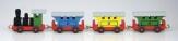 Holzspielzeug – farbenfrohe, detailreiche Holzeisenbahn mit 3 Wagons, bunt gestaltet – BxH = 26 x