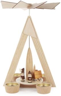 Teelichtpyramide – winterliches Dorf Seiffen mit filigranen Kurrendesängern, naturfarben – BxHxT =