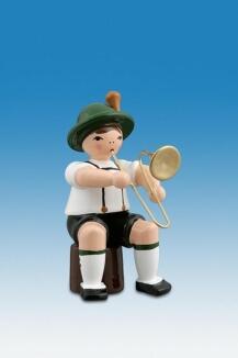 Holzfigur Musikanten mit Hut und Posaune sitzend Höhe 7cm