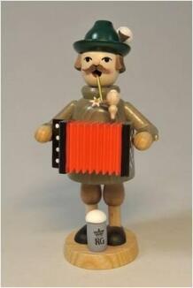 Räuchermann – liebevoller Bayer mit grüner Hut, brauner Jacke und Harmonika – H = 18 cm