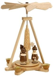 Pyramide – handgefertigt mit Kurrendefiguren in Natur – BxHxT ca. 21,5x25x21,5 cm