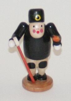 Miniaturfigur – Handbemalte Miniatur „Bergmann mit Fackel und Haue“ auf stabilem Sockel – BxHxT ca. 