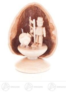 Miniatur Walnussschale mit 3 Glücksbringern Höhe ca 4,5 cm