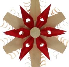 Spanstern Mitte mit rotem Holzstern - Ansicht Detail
