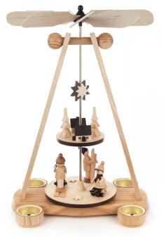 Teelichtpyramide – zweistöckig, winterliches Motiv, detailreich gestaltet – BxHxT = 25 x 40 x 19 cm