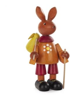 Holzfigur – bunter Osterhase mit Wanderstock, liebevoll handbemalt – H = 11 cm