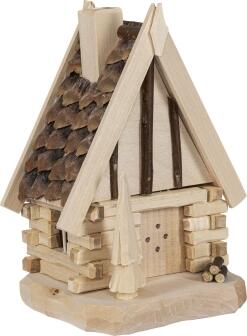 Räucherhaus – detailreiche Finnhütte mit filigranem Baum, naturfarben – BxHxT = 10 x 18 x 11 cm