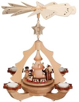 Weihnachtsdekoration Tischpyramide Bescherung mit Weihnachtsmann und Zug aus Holz von Zeidler