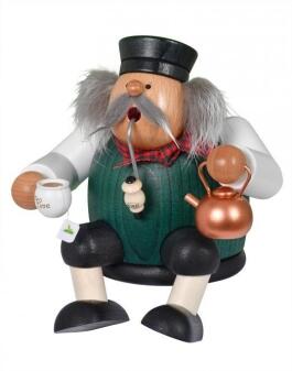 Räuchermann gemütlicher Kantenhocker mit Teeservice von KWO Olbernhau, detailreich bemalte Holzfigur