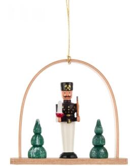 Baumbehang Bergmann mit Pickel im Bogen H: 7cm