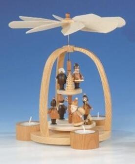 Tischpyramide – detailreicher Weihnachtsmann mit Striezelkindern, naturfarben – BxHxT = 15 x 24 x 15