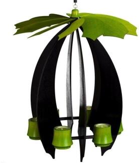 Hängepyramide – schwebendes Design mit lindgrünen Flügeln, anthrazitfarbenes Gestell – BxHxT = 32 x 