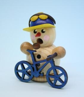 Räuchermann – liebevoller Schneemann mit blauem Fahrrad und cooler Cap, naturfarbene Holzfigur von