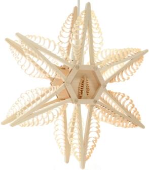 Fensterschmuck – doppellagiger Spanstern mit zentralem Spanbäumchen und elektrischer Beleuchtung,