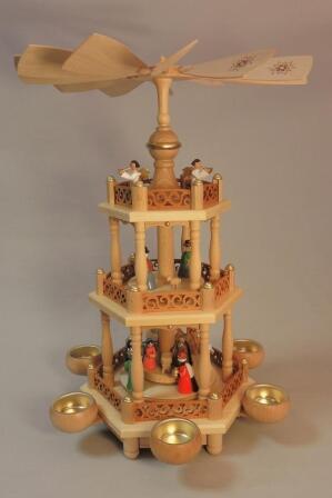 Pyramide Christi Geburt bunt 2-st. für Teelichte Höhe 46cm