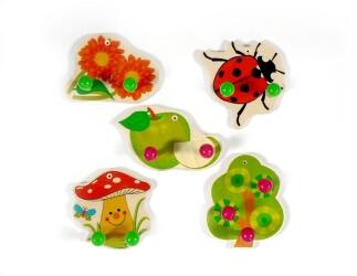 Kindergarderobe – farbenfroher Blumengarten mit Tiermotiv, liebevoll gestaltet – BxHxT = 12,5 x 10 x