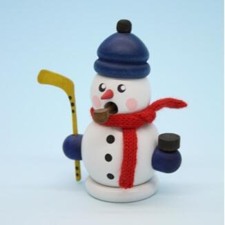 Räucherfigur – detailreicher Eishockeyspieler mit weißer Mütze und Schläger, handgefertigt,