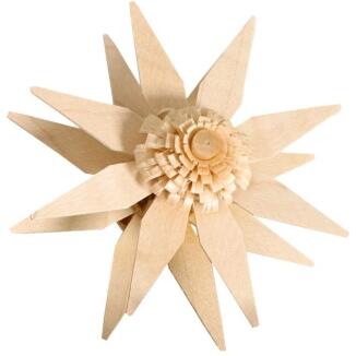 Aufsteckstern – detailreich mit Kieferblättern und Ringelblume, naturfarben – Ø 7 cm