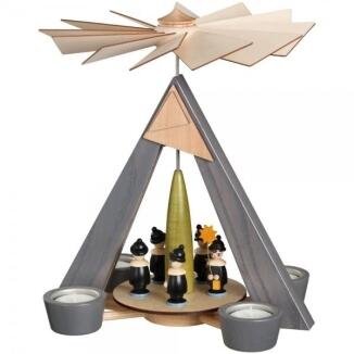 Teelichtpyramide – farbenfrohe Kurrendesänger mit Sternträger, detailreich bemalt, graues Gestell – 