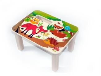 Fußbank mit Waldtiere-Motiv aus Holz von Hess Holz Spielzeug, liebevoll gestaltet mit Reh, Fuchs,