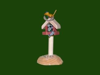 Elchvogelhaus – filigran geschnitzt mit charmantem Elch und Vogelhäuschen, naturbraun – BxHxT = 5 x