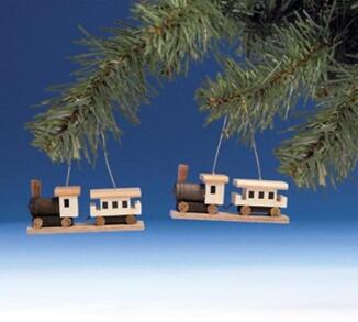 Baumbehang – detailreiche Mini-Eisenbahn auf Holzbrett, naturbelassen – BxHxT = 3.5 x 3.5 x 1 cm