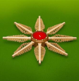 Teelichthalter - Spanstern aus 8 Bäumchen mit Punkten Natur - BxHxT 23x2,5x23cm