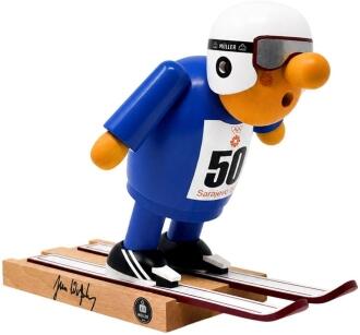 Räuchermann Jens Weißflog auf Skiern mit Startnummer 50 und Signatur LxBxH 21x15cm
