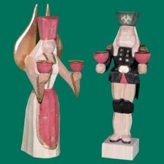 Figuren-Set – filigraner Engel und stolzer Bergmann, warmbraun geschnitzt – H = 18 cm
