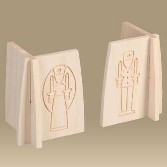 Schwibbogenunterbau – Handgefertigter Unterbau mit Weihnachtsmannmotiv aus Natursperrholz – BxHxT