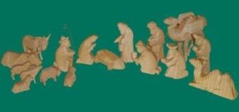 Krippenfiguren – 17-teilig, filigran geschnitzt, naturfarben aus Erzgebirgsholz – H = 12 cm
