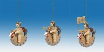 Baumbehang Engel 3tlg. auf Schaukelpferd und Krone Höhe 6,5cm