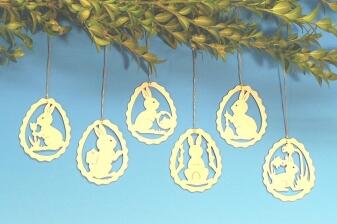 Baumschmuck – detailreiche Osterhasen in filigraner Laubsägeoptik, naturfarben – BxH = 6,8 x 6,8 cm