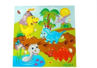 Holzpuzzle – fröhliche Dinosaurier mit bunten Griffen – BxHxT 24.5 x 1 x 24.5 cm