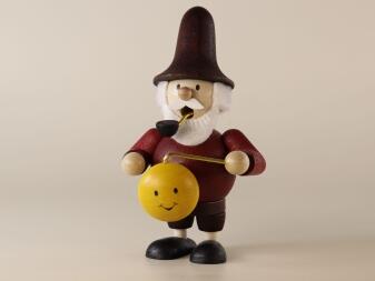 Räuchermann – fröhlicher Wichtel mit buntem Lampion, rotem Mantel und grüner Mütze – BxHxT = 8 x 13 
