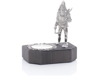 Teelichthalter - Bergmann Altvater aus Zinn mit Axt in der Hand - Ansicht Vorne - Hergestellt im