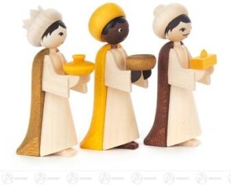 Krippenfiguren – kunstvoll gebeizte Heilige Drei Könige mit detailreichen Gewändern in Rot-, Blau-