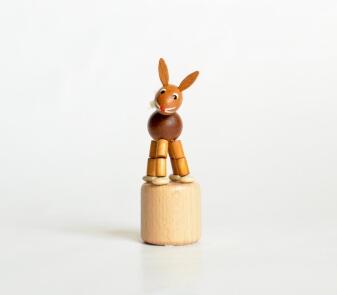 Wackelfigur – Tolles Holzspielzeug Hase – Höhe ca. 8,5 cm