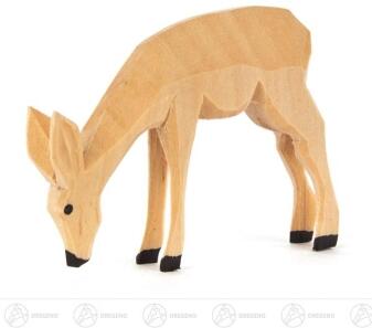 Holztier – naturfarbenes Reh fressend, liebevoll handgeschnitzt – BxHxT = 5 x 3 x 1 cm