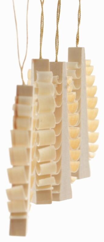 Christbaumschmuck - Spanbaum 4er Set - Ansicht Seite - Sehr filigran gearbeitet